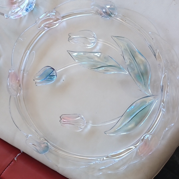 Mikasa Crystal 14 1/4 inch raised Cake Plate, 8" round bowl, 6" heart bowl set - Picture 2 of 6